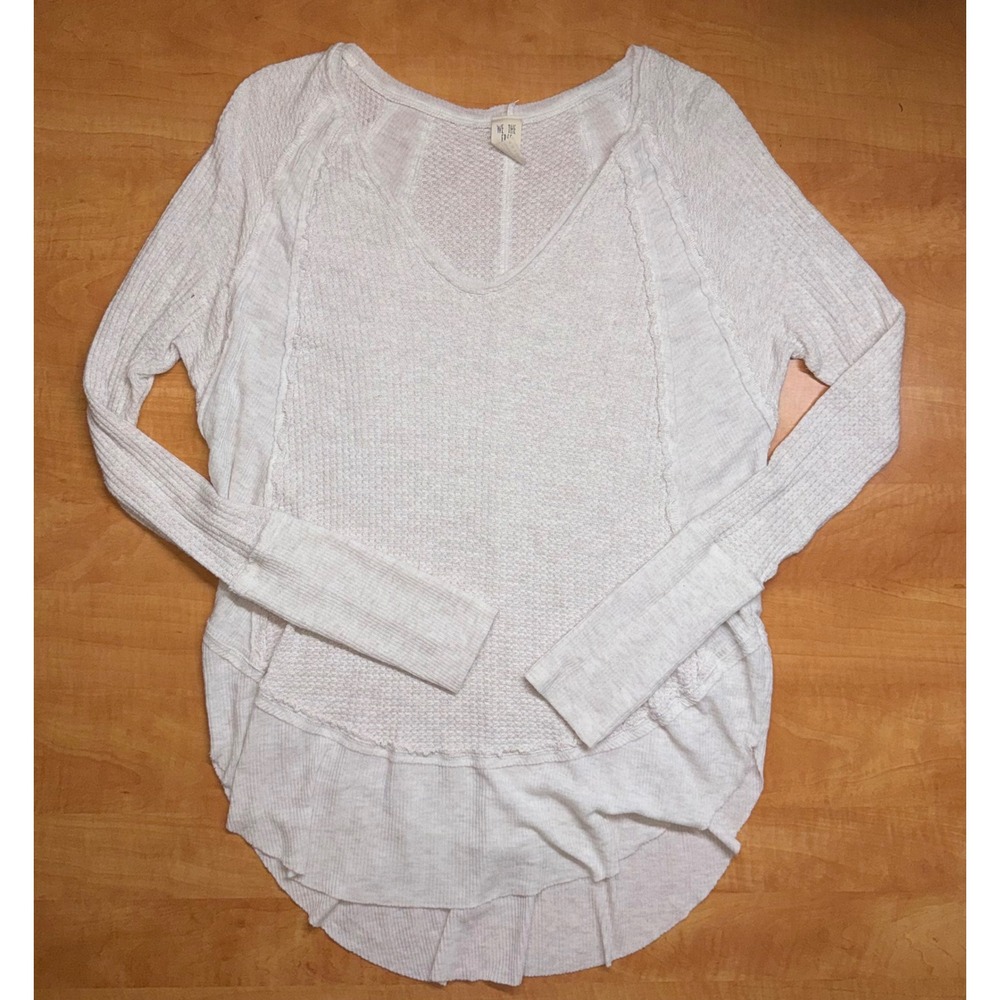 We The Free Free People Ivory Thermal Knit V-Neck High Low Top Medium